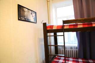 Хостелы Loft Hostel Minsk Минск Спальное место на двухъярусной кровати в общем номере для мужчин и женщин-3