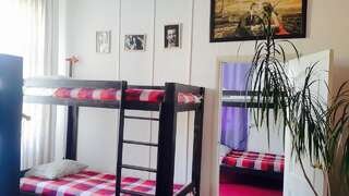 Хостелы Loft Hostel Minsk Минск Спальное место на двухъярусной кровати в общем номере для мужчин и женщин-5